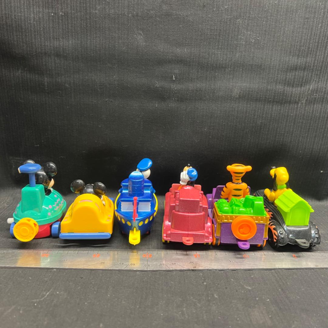 〇Fc右1013 ディズニー ミニカー フィギュア など まとめ