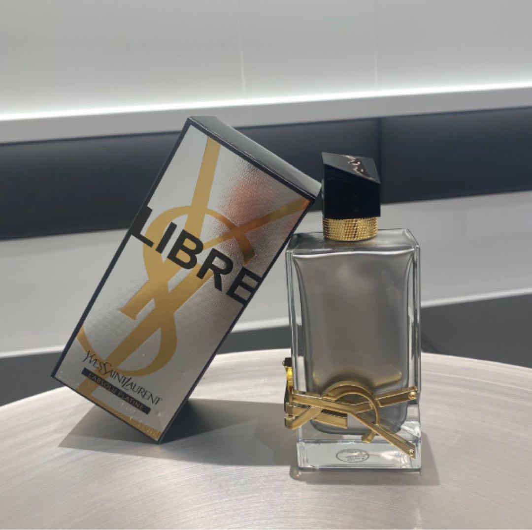 新品未開封イヴサンローラン　リブレ ラプソリュ 90ml.