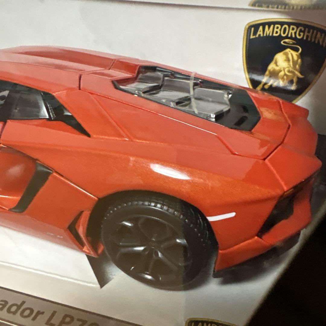 Bburago 1/18 ランボルギーニ　アヴェンタドール