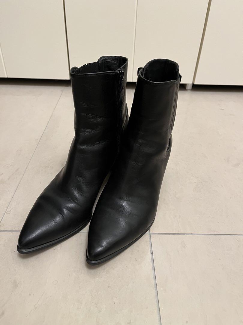 ＊超美品＊ Stuart Weizman レザーショートブーツ (サイズ8)