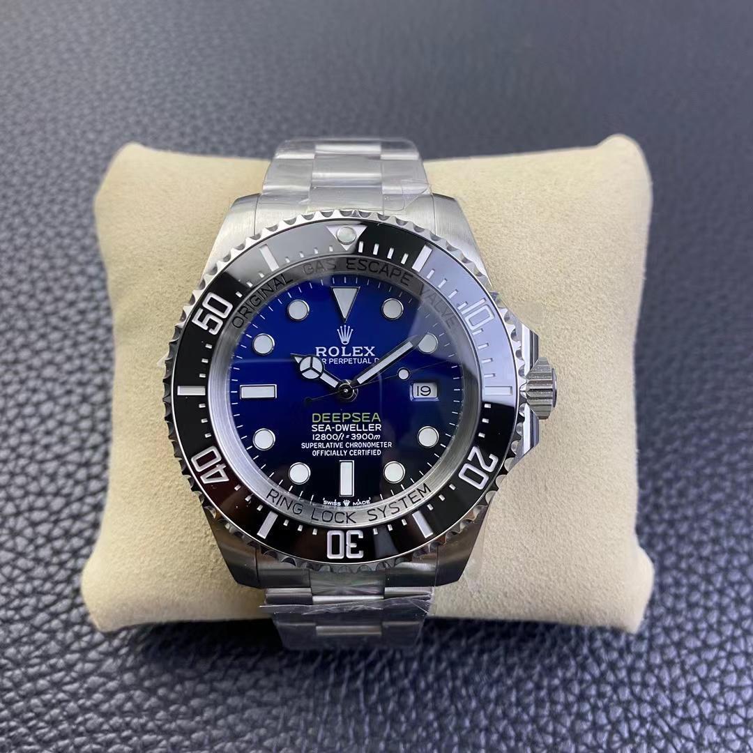 ローレックスです ROLEX 大人氣 44mm腕時計です