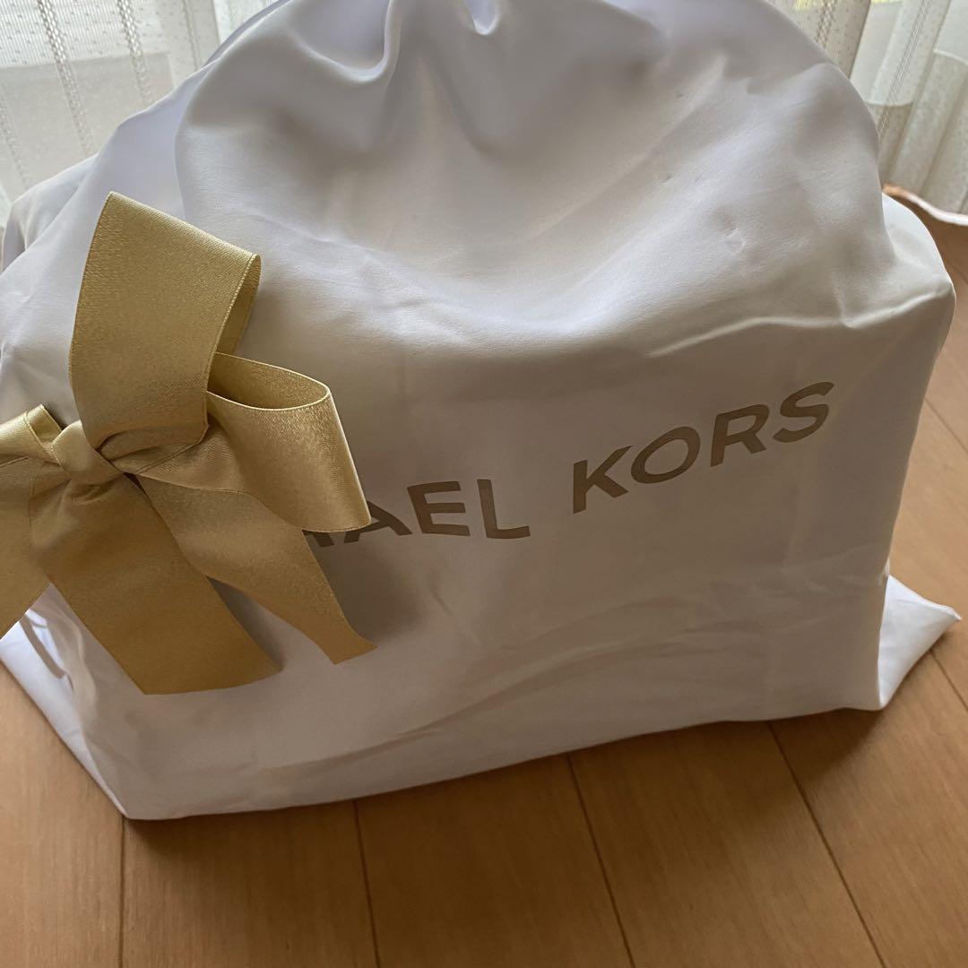 MICHAEL KORS ブラック ハンドバッグ