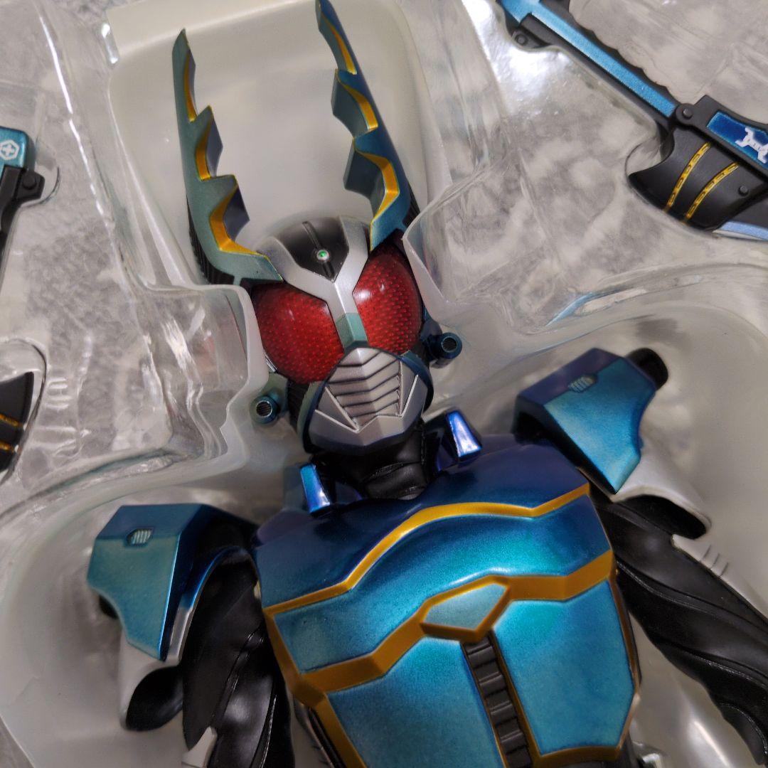 RAH リアルアクションヒーローズ　仮面ライダー　ガタック　カブト　メディコム