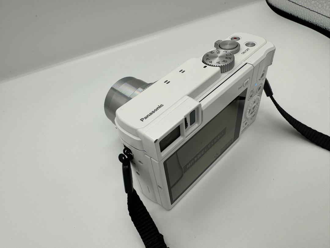 パナソニックLUMIX DC-TZ95-W