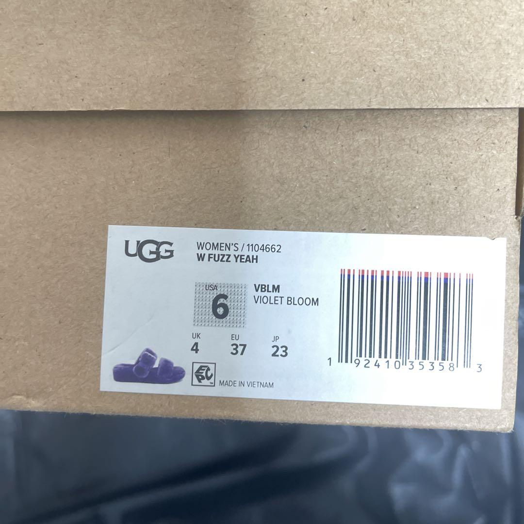 うぴぴ☆ UGG  サンダル　新品