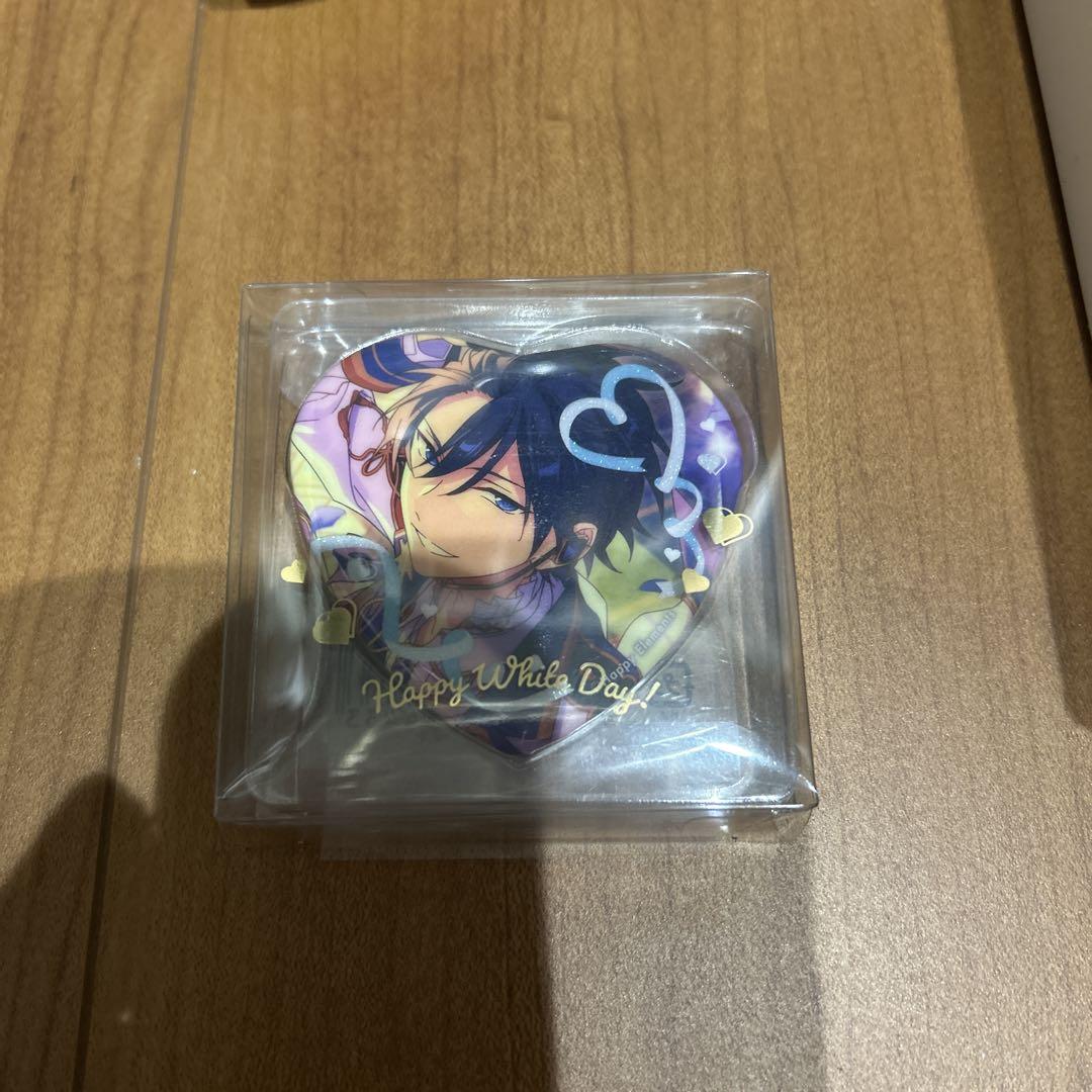 あんスタ 氷鷹北斗 ハート缶バッジ ハートカンバッジ あんスタ ラメキラハートカンバッジコレクション 氷鷹北斗