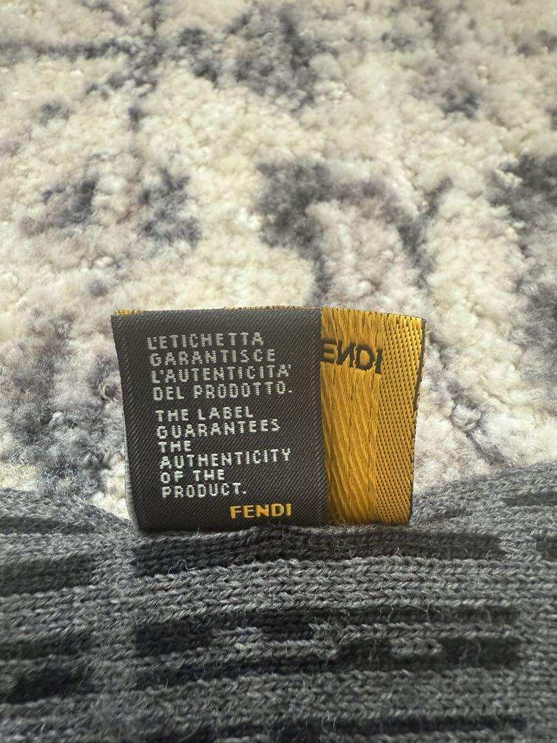 FENDI フェンディ ズッカ柄 マフラー グレー×ブラック ウール