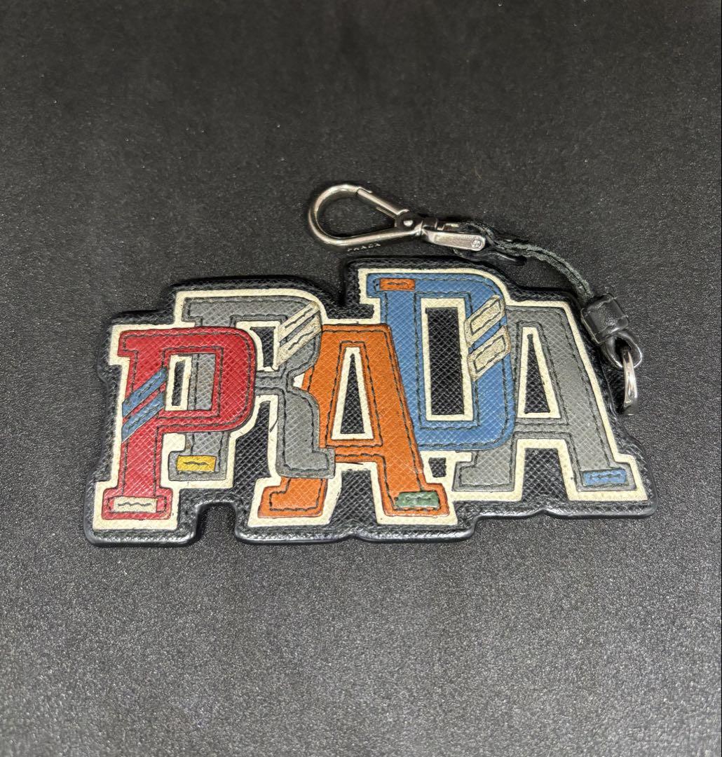 PRADA プラダ　キーホルダー　キーリング　バッグチャーム