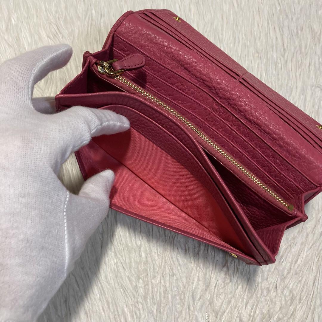 お買い得品　PRADA プラダ　長財布　折りたたみ　ピンク　定番　即発送　金具