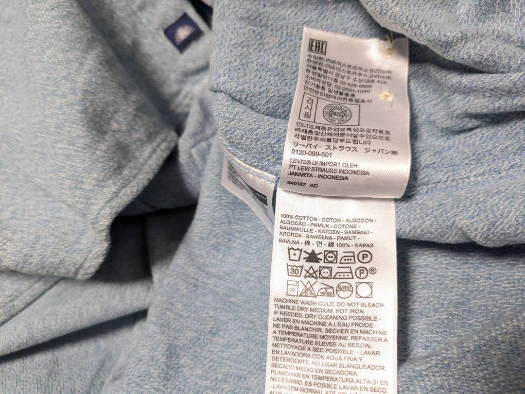 LEVIS