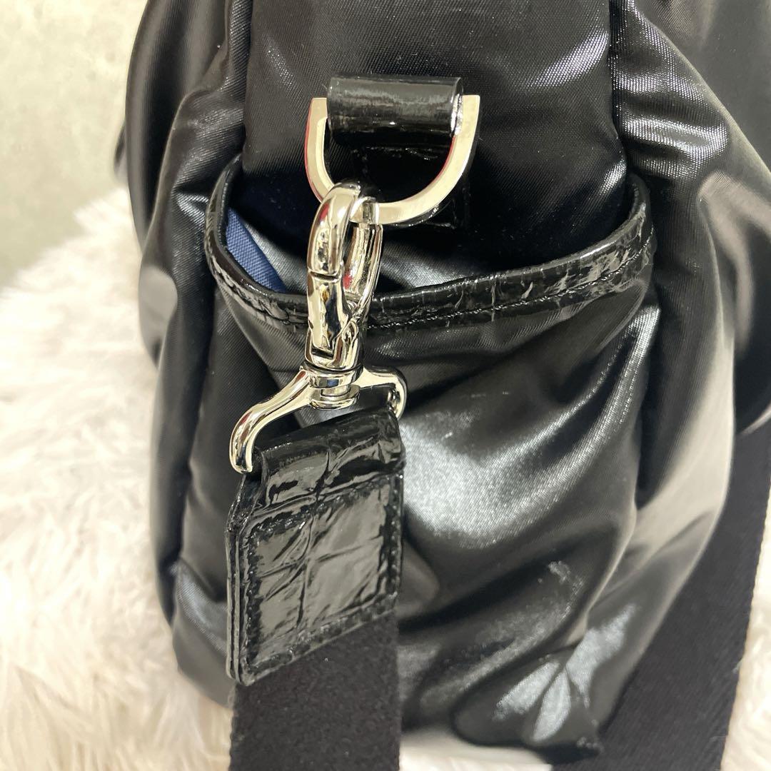 【美品】cooga クーガ　2WAYショルダーバッグ　エナメル　ブラック