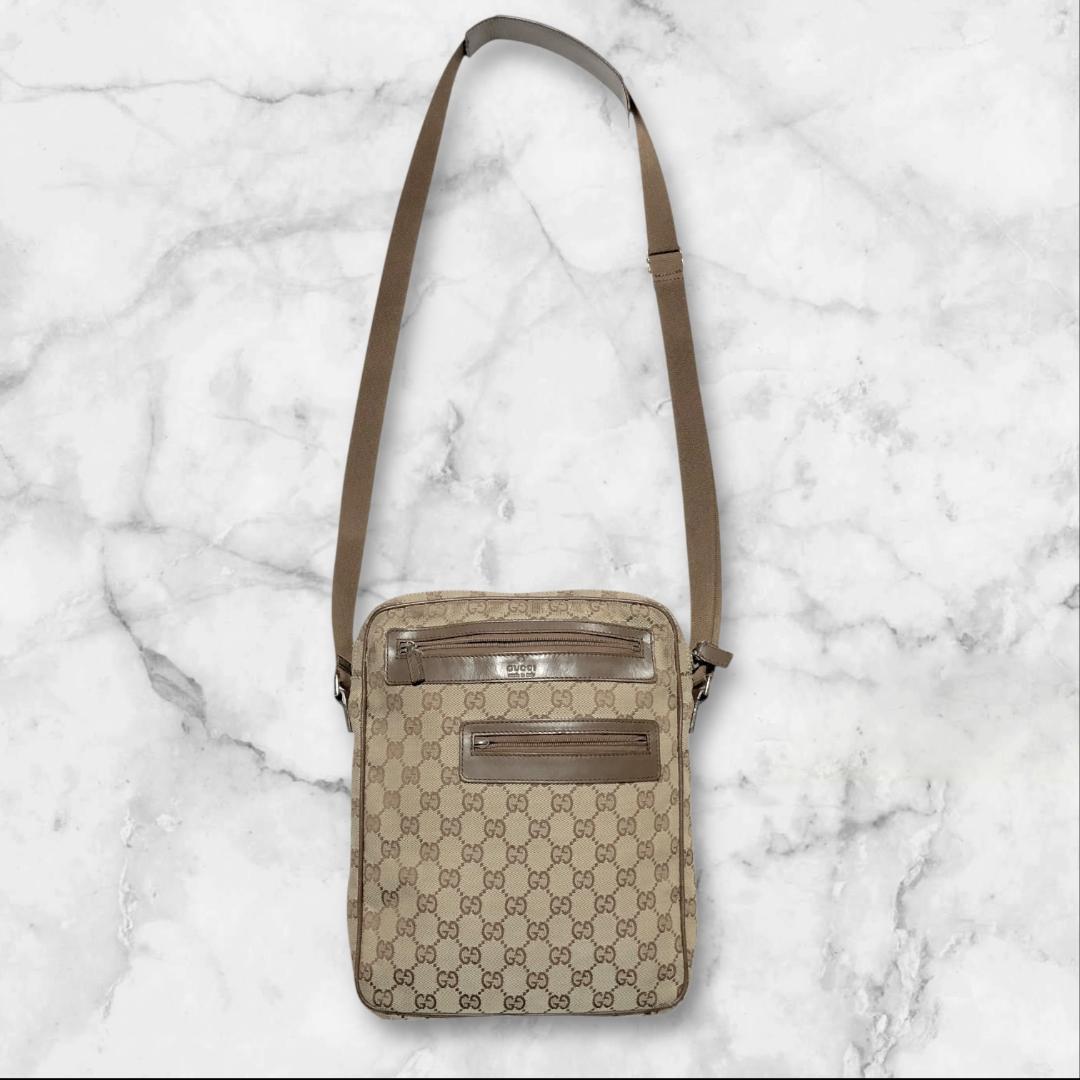 グッチ GUCCI ショルダーバッグ GG柄 斜め掛け メッセンジャー