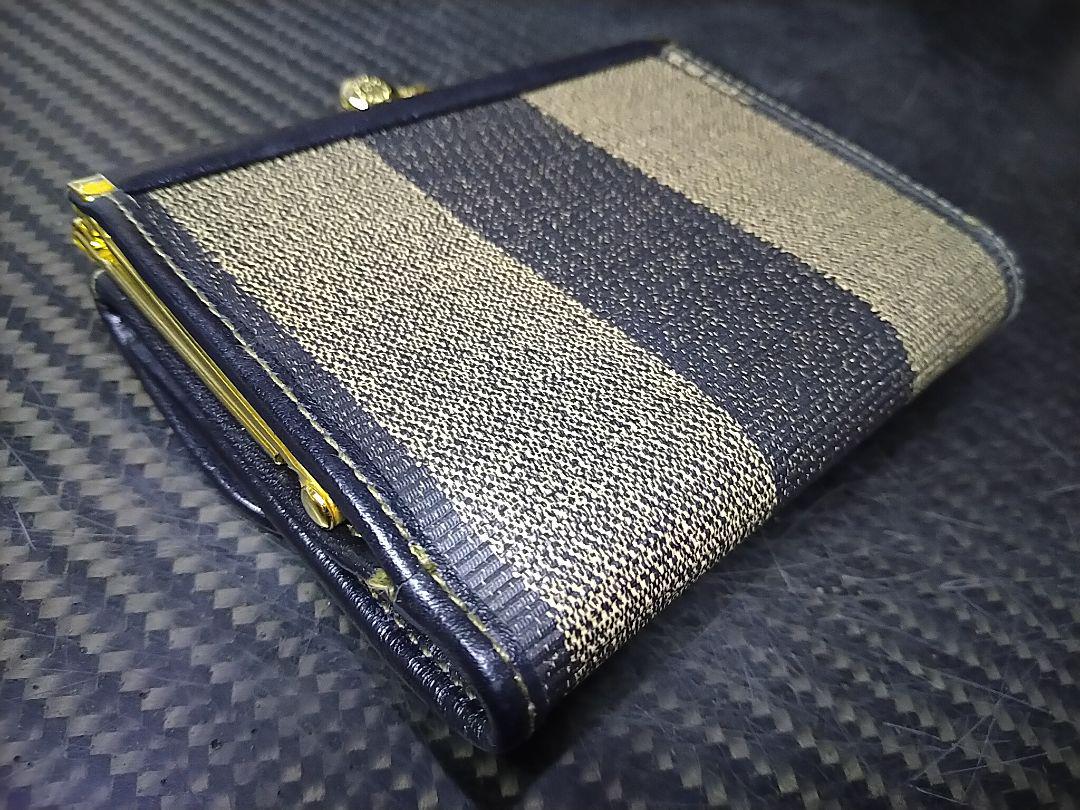美品 FENDI フェンディ ペカン柄 レザー がま口 ミニ財布 三