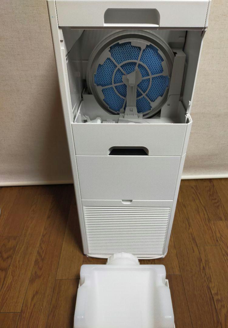 ダイキン　加湿ストリーマ空気清浄機　MCK55U−W　18年製