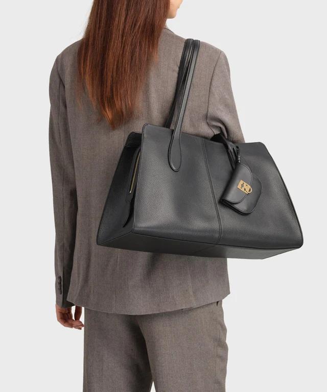 CAFUNE Day Tote - Black　保存袋付　　￥112,900