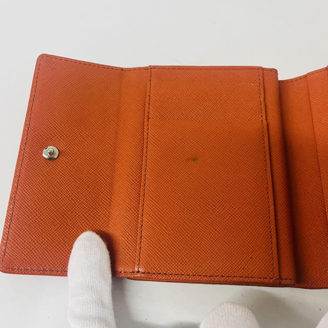 BURBERRY バーバリー ノバチェック がま口 二つ折り財布 ベージュ