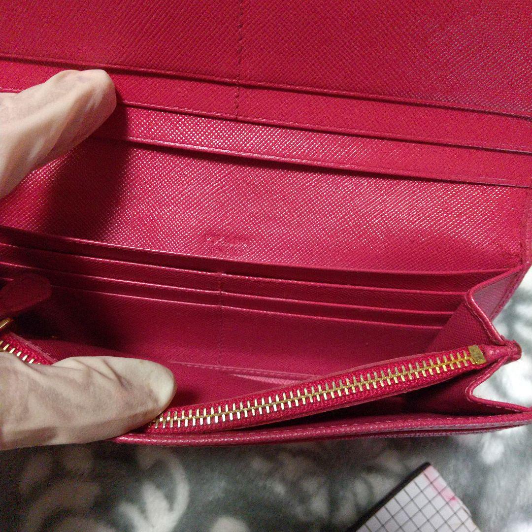 PRADA サフィアーノレザーリボン付き長財布 レッド系