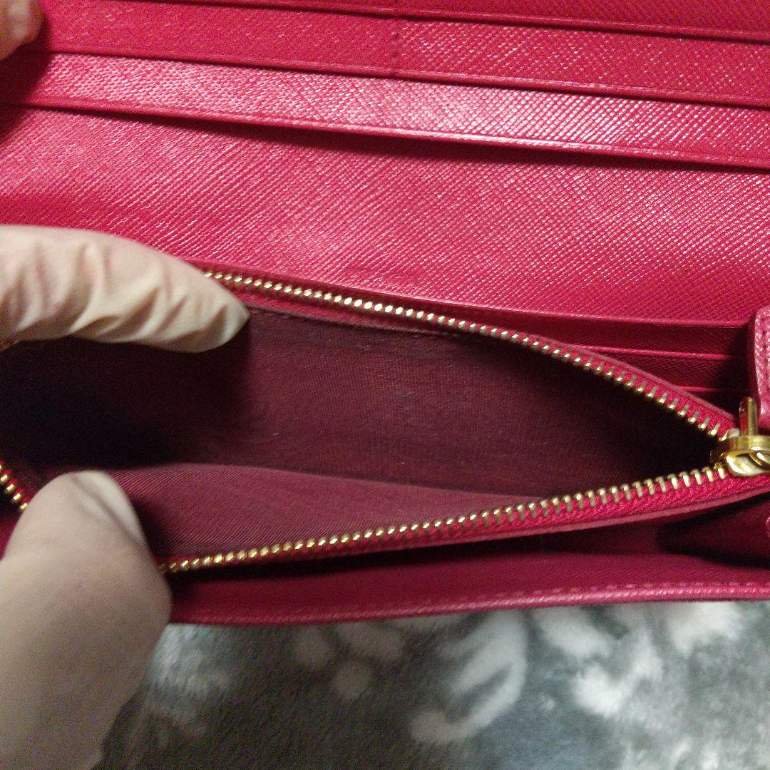 PRADA サフィアーノレザーリボン付き長財布 レッド系