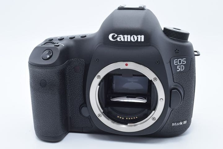 奇跡のショット数12!新品同様品】Canon EOS 5D markⅢ ボディ | pru