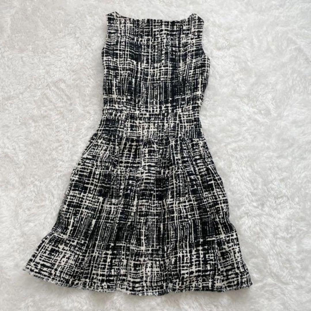 ファッション 美品✴︎プラダ ワンピース ツイード ノースリーブ ひざ丈 ワンピース