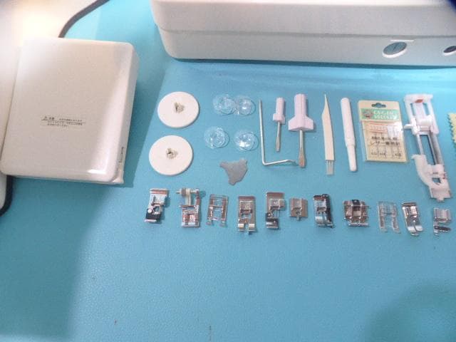 static.mercdn.net/item/detail/orig/photos/m9661393...