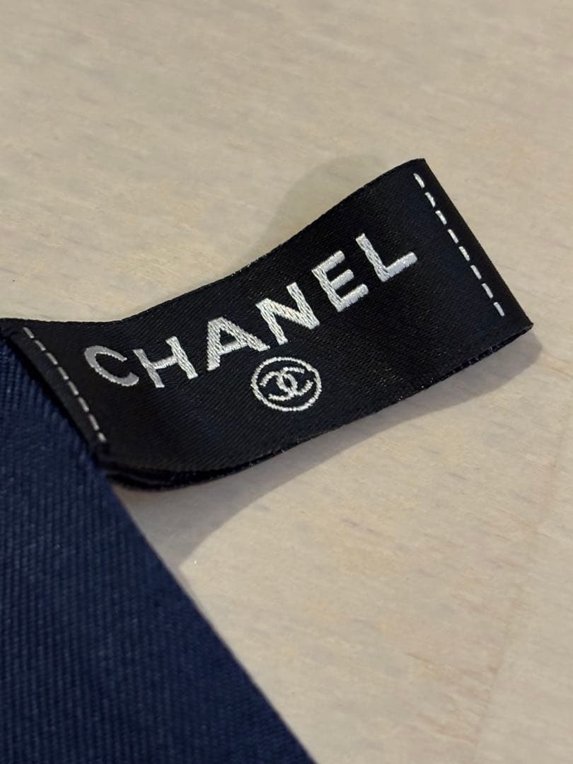 CHANEL ヘアバンド　シルクスカーフ　✳︎美品