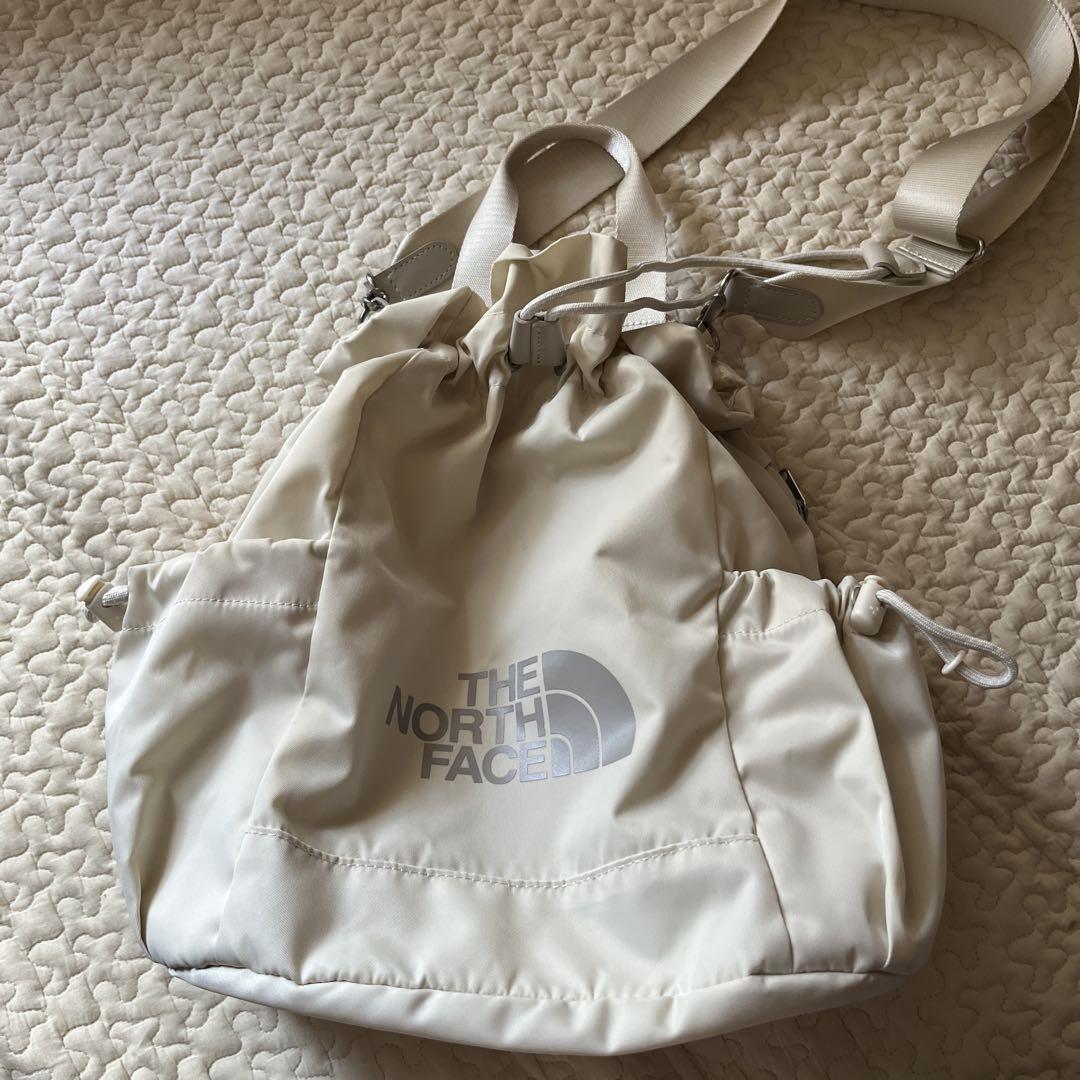 特価商品  THE NORTH メルカリ - 巾着バックNN2PR11K(CREAM) FACE バッグ