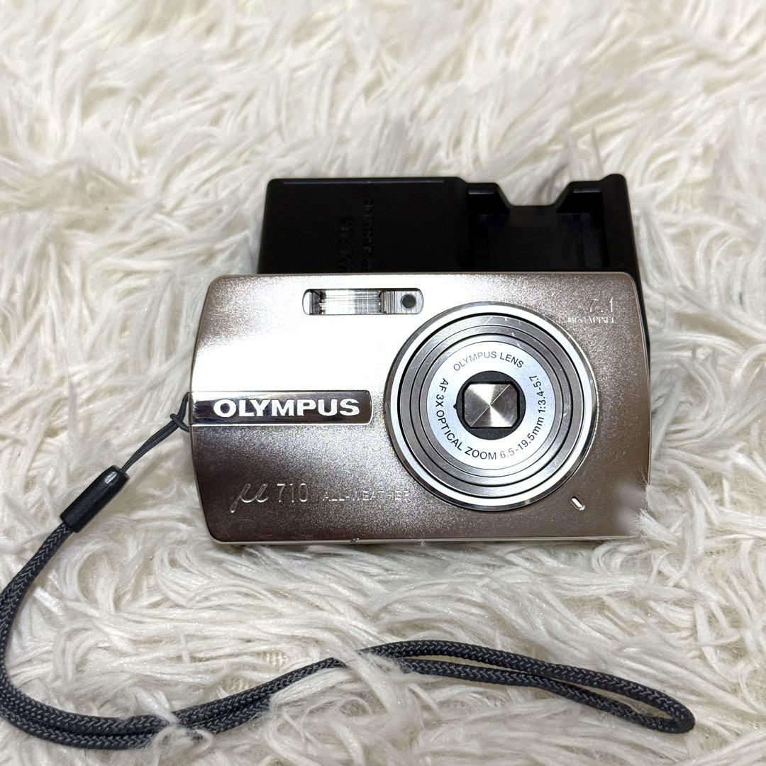 OLYMPUS オリンパス μ710 シルバー【完動品】 6,000円