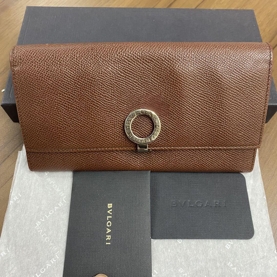 新品同様‼️ブルガリ BVLGARI 財布 二つ折り 長財布 ロゴ