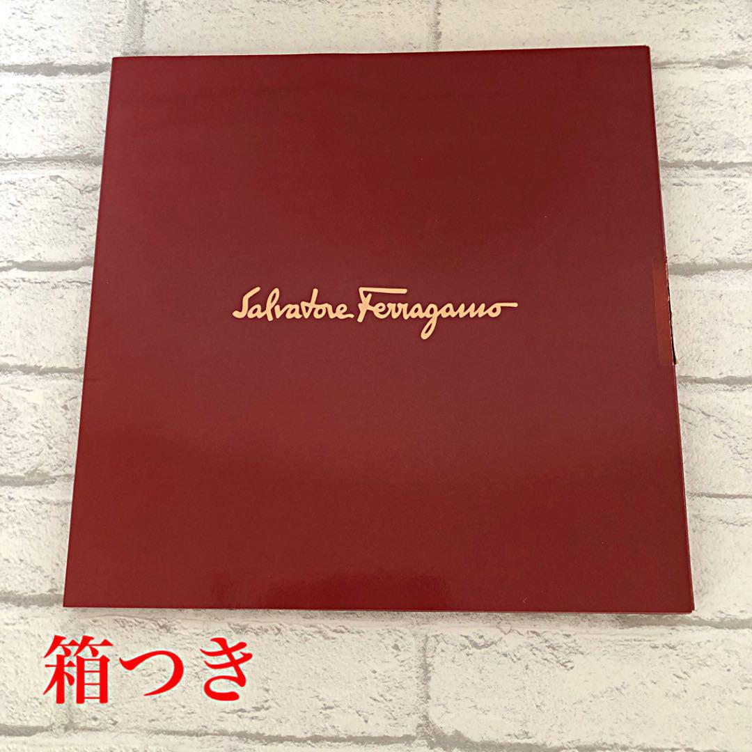 Salvatore スカーフ 未使用 pgMT3-m96645345423 Ferragamo フェラガモ 在庫特価