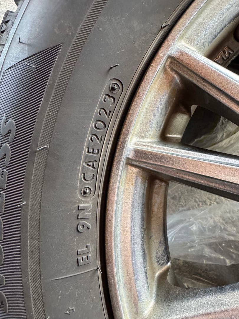 げ ノア80系 スタッドレスタイヤBRIDGESTONE BRIGHTFACE_UK