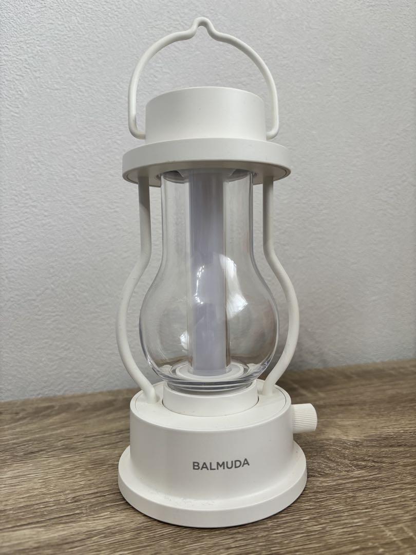 BALMUDA ホワイトランタン型ライト