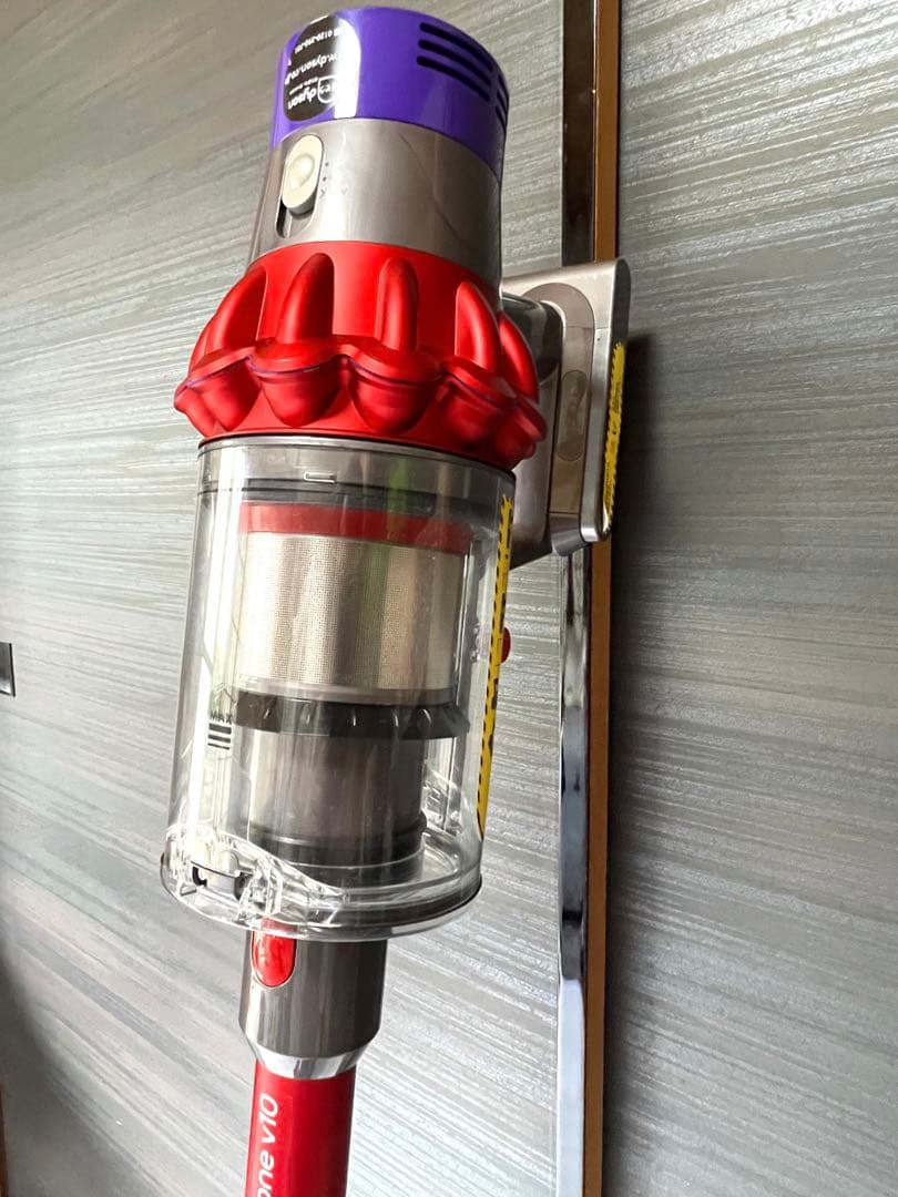 良品) ダイソンV10 Sv12クリーナー❗️フロアドック新品未使用品❗️64
