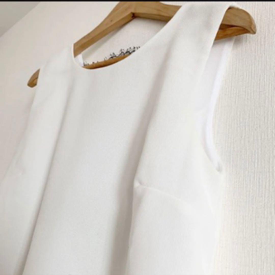 未使用品♡グーコミューン ノースリーブ タンクトップ バック
