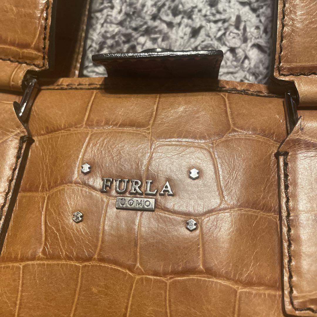【美品】FURLA レザートートバッグ クロコ型