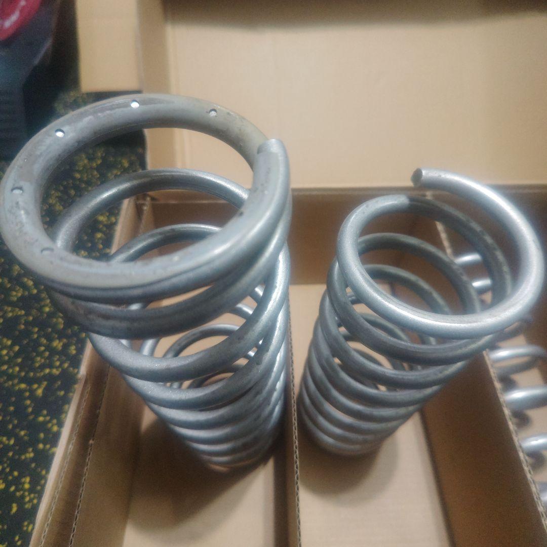 ショウワガレージ