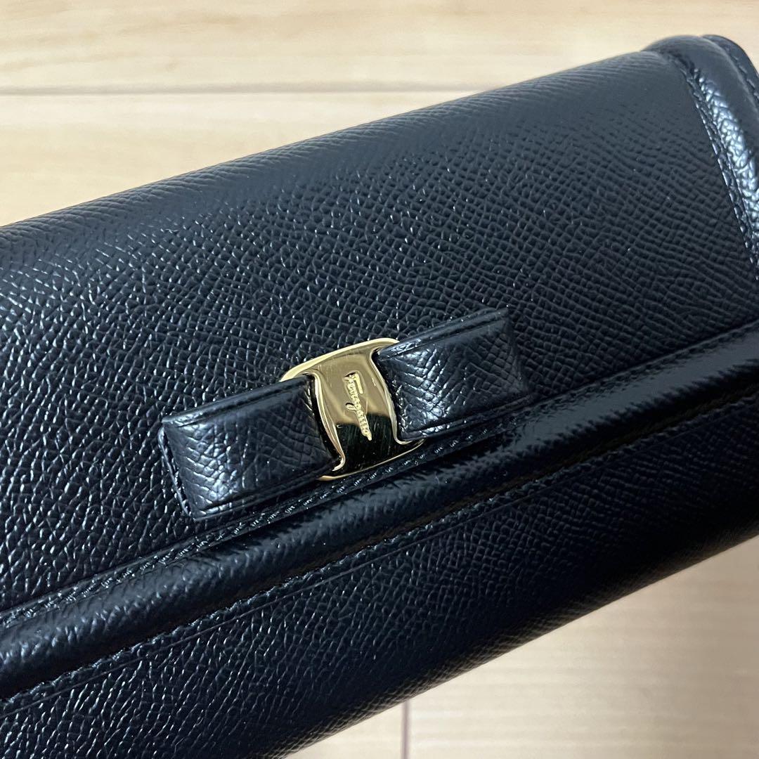 ✨️未使用級✨️ SalvatoreFerragamo ヴァラリボン　長財布　黒