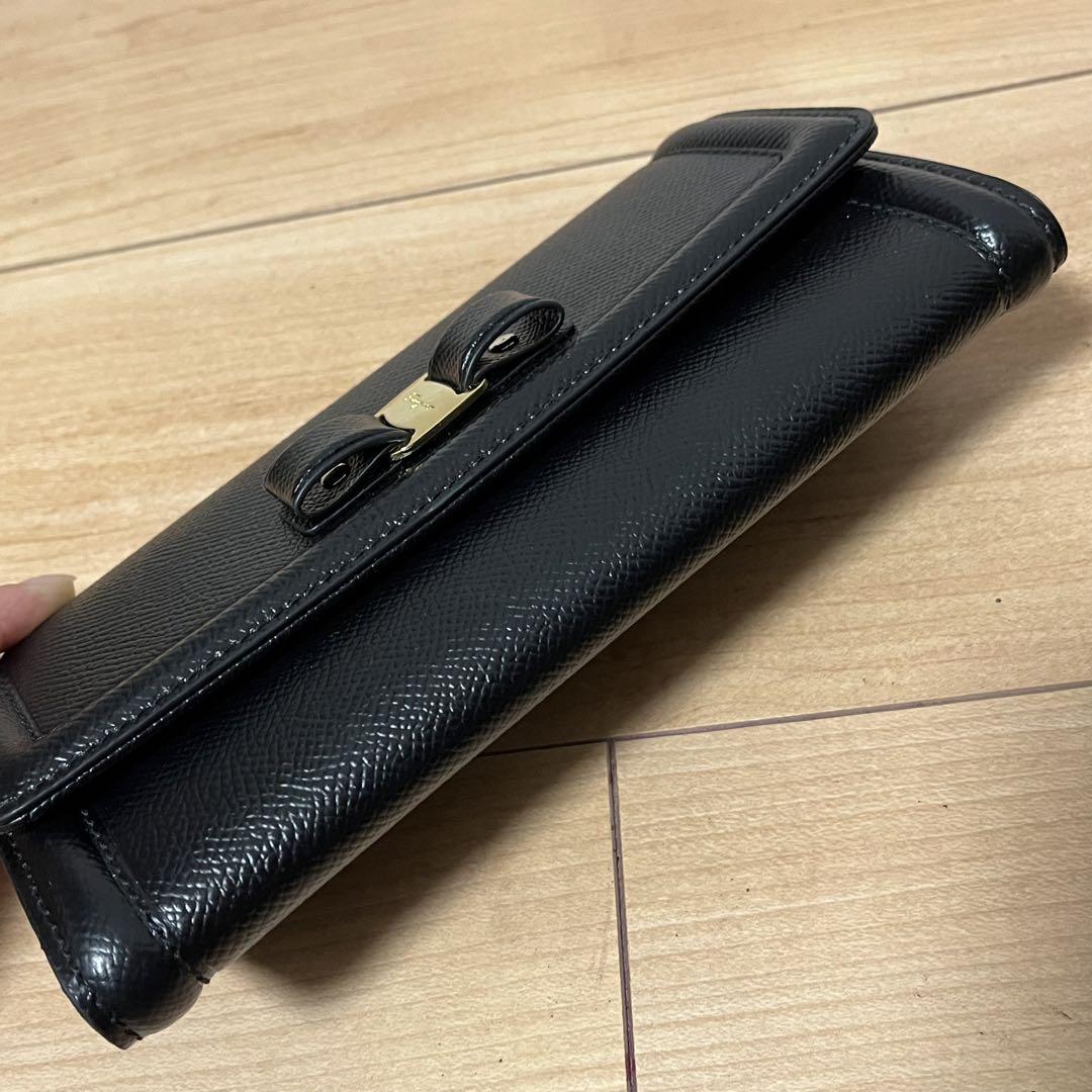 ✨️未使用級✨️ SalvatoreFerragamo ヴァラリボン　長財布　黒