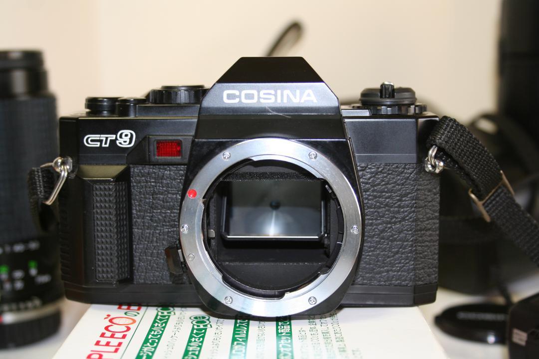 【動作確認済】コシナCT９+純正Wズーム+ストロボ（整理番号：コシナ-１）
