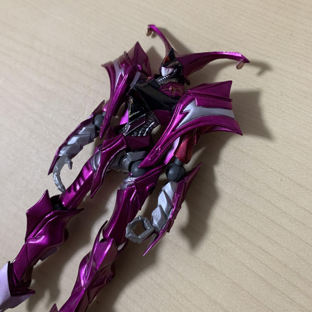 メカ　フィギュア