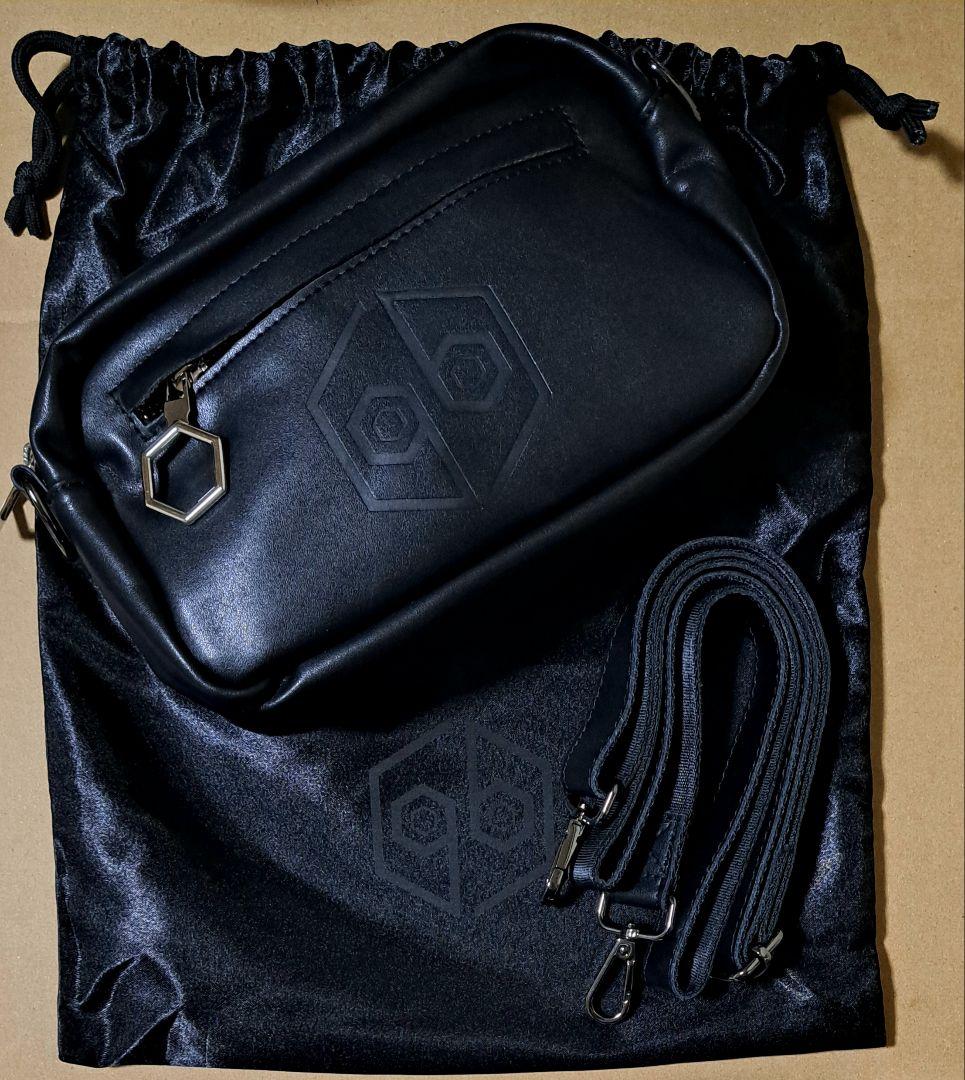 女王蜂【受注生産限定 qb luxury mini bag】ミニバッグ 未使用品