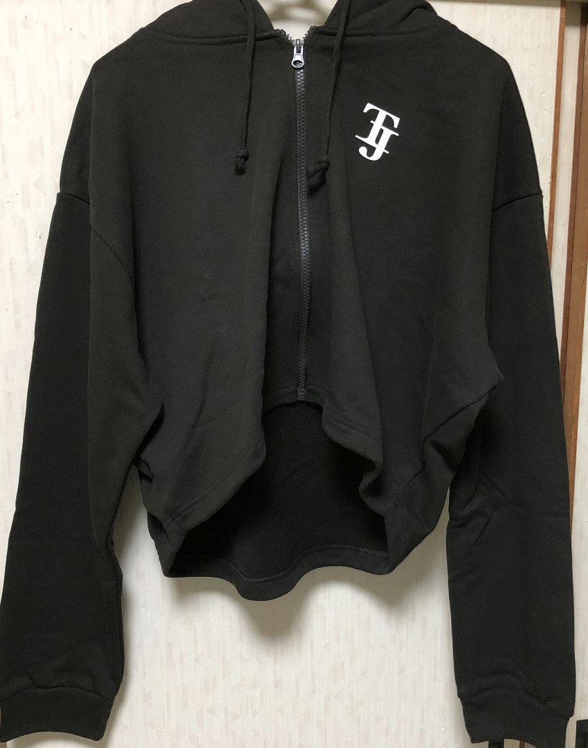 Travis Japan パーカー 2025 VIIsual - メルカリ