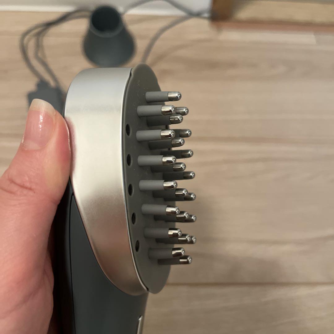 美顔器 ブラシ / EMS リフトケア 頭皮 頭筋