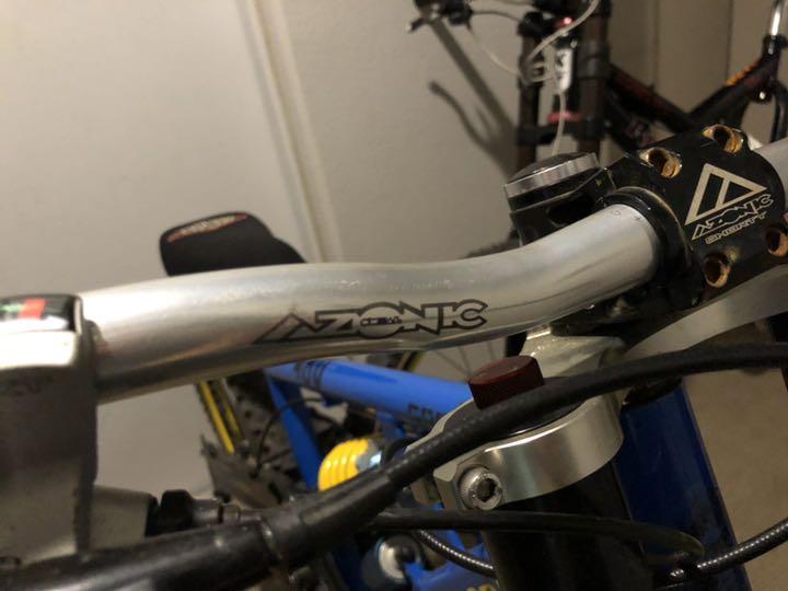 cycle サイクルワールドASR DHバイク カヤバ TiruY-m96696317187 world ASR 新作在庫