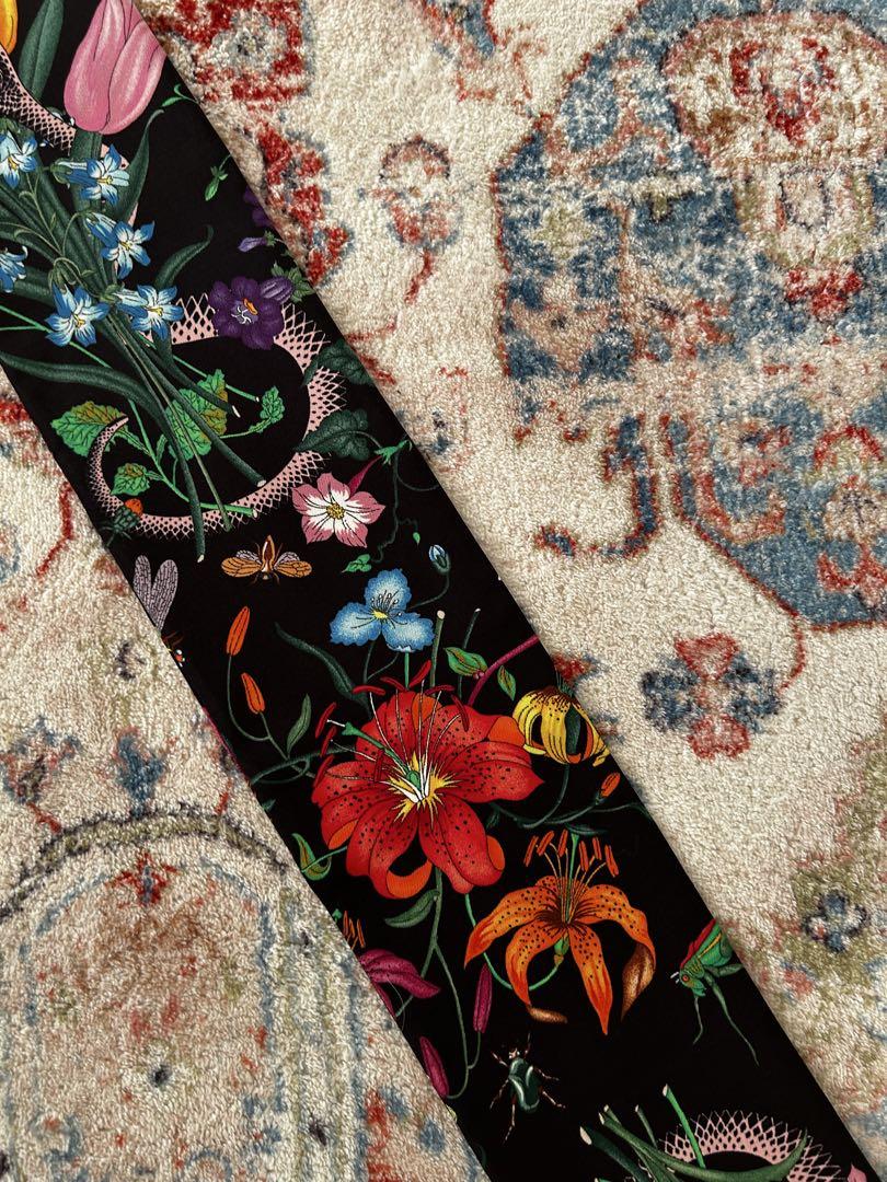 気まぐれSALE！】GUCCI正規品 シルクネックボウ ヘビ・花
