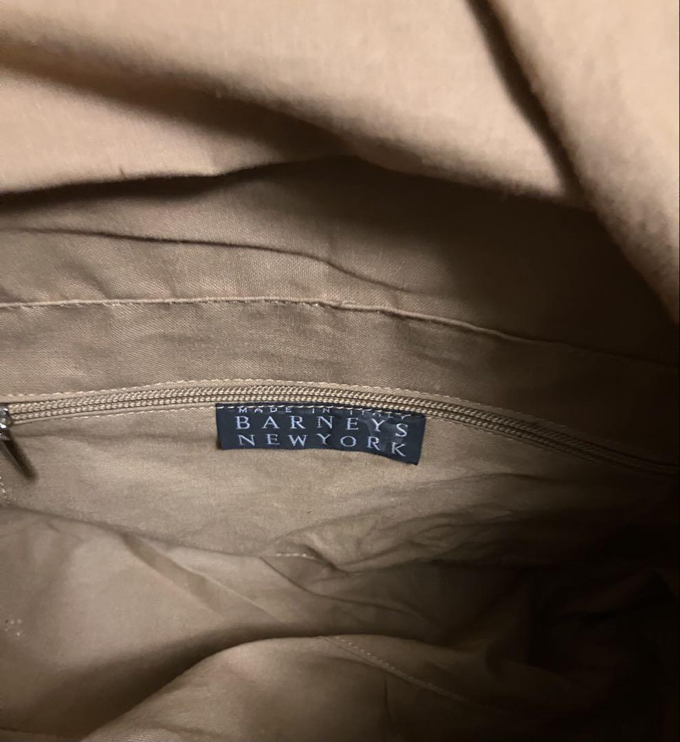 ☆BARNEYS NEWYORK☆イタリア製100%STRAWトートバッグ（赤