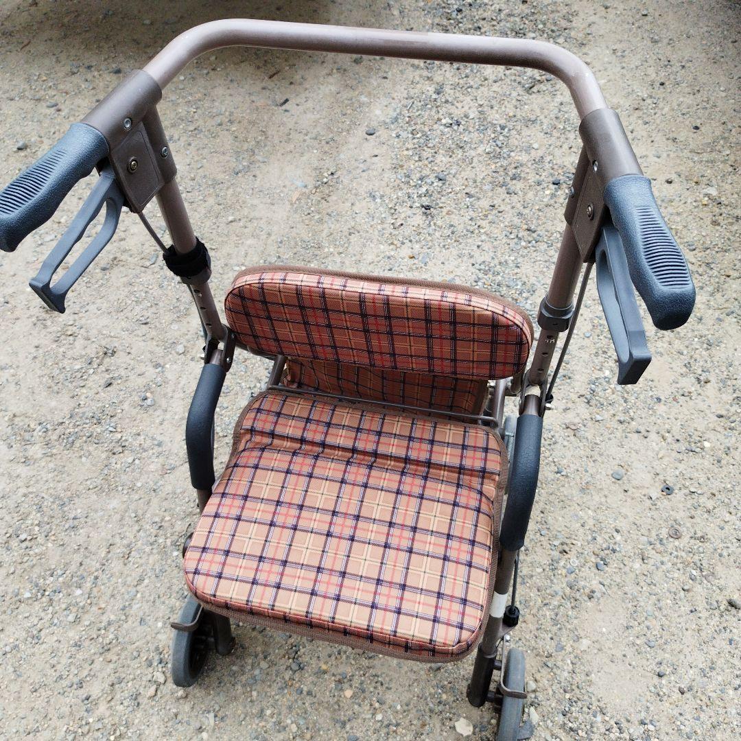 チェック柄シルバーカー