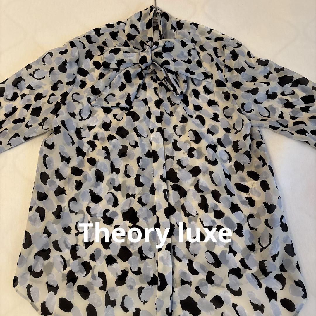 Theory luxe ブラウス　サイズ32