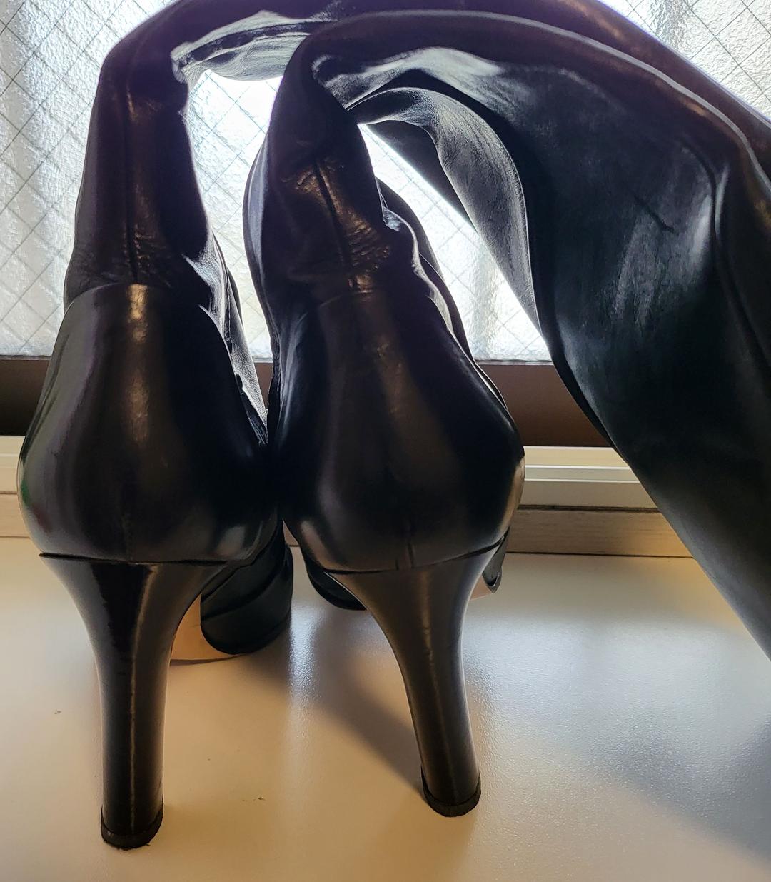 フェラガモ ferragamo ブーツ 黒 フェラガモ ferragamo ブーツ 黒
