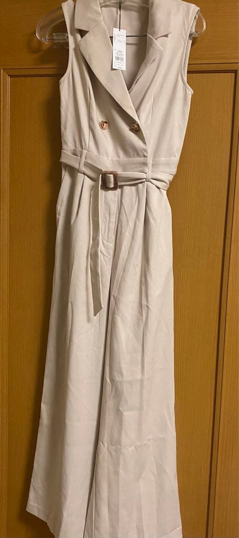 SALE/60%OFF】 短時間着用 クリーニング済 リゼクシー テーラーワイド